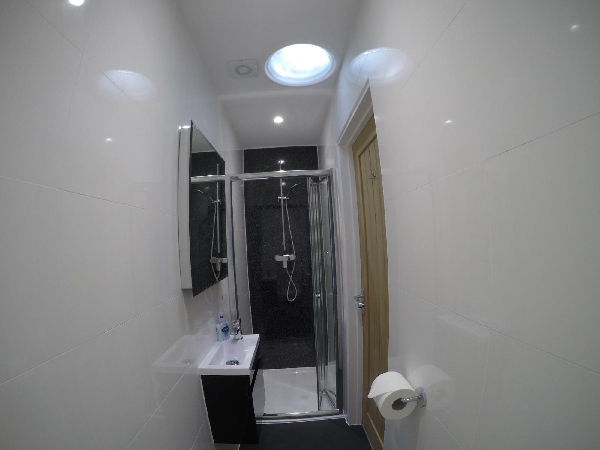 Deepcut Lodge Bed & Breakfast Self Service Camberley Eksteriør billede